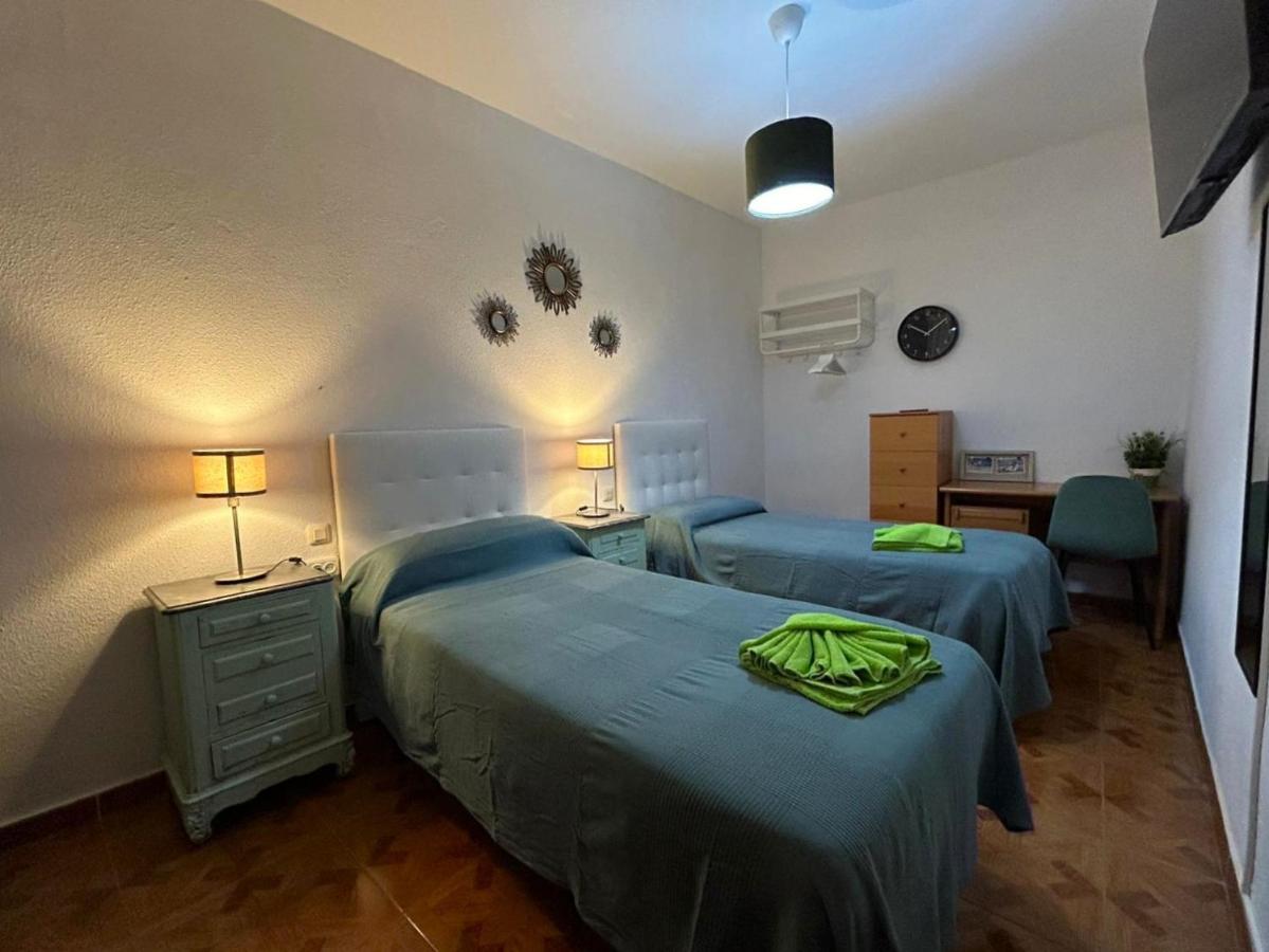 Habitaciones Figueroa Madrid Exterior photo