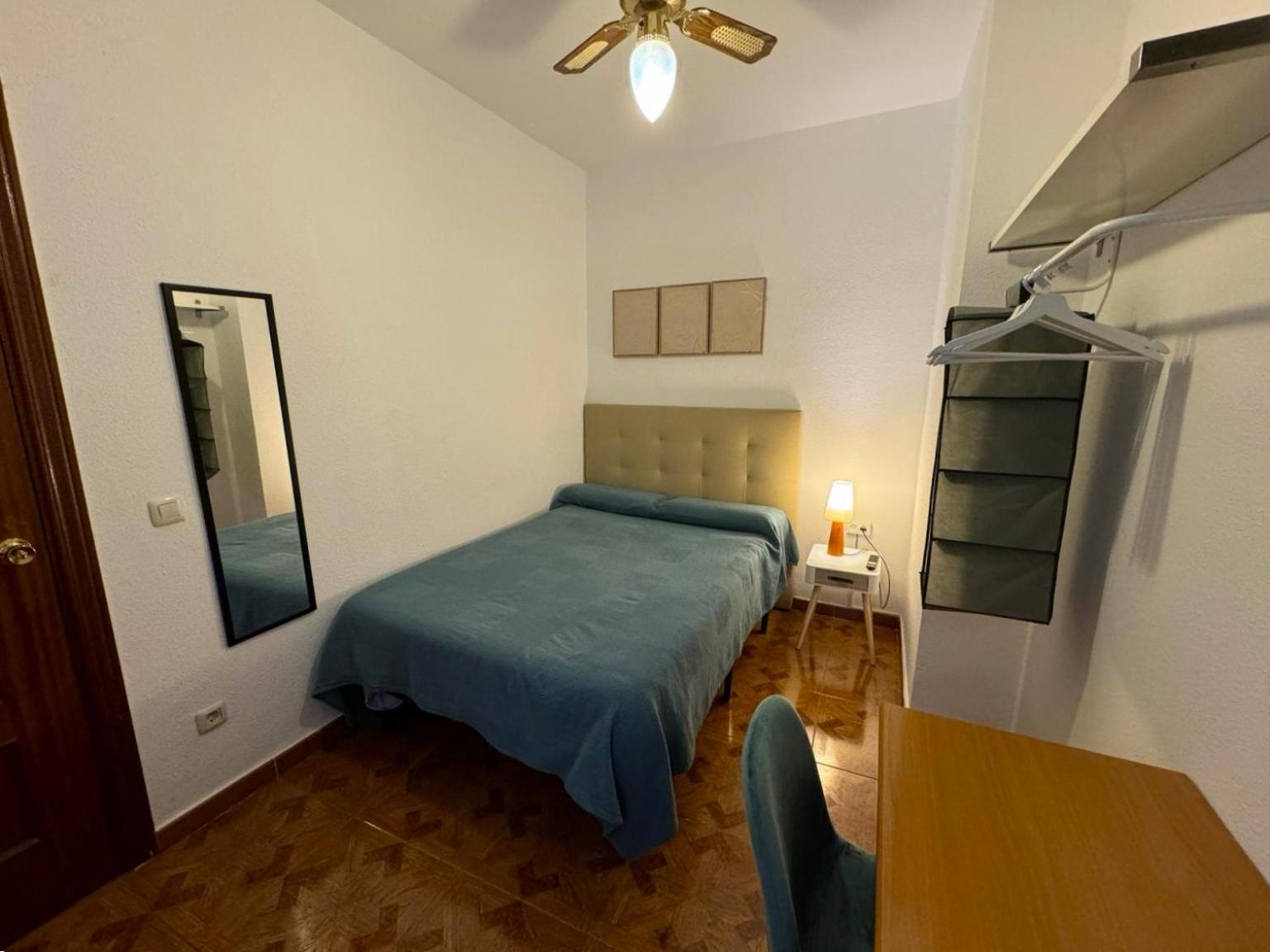 Habitaciones Figueroa Madrid Exterior photo